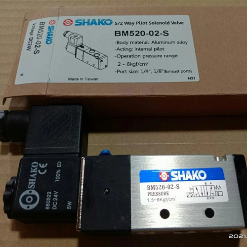 BM520-02-S Shako